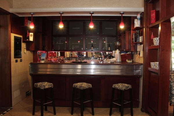 Hotel International (Fier)
